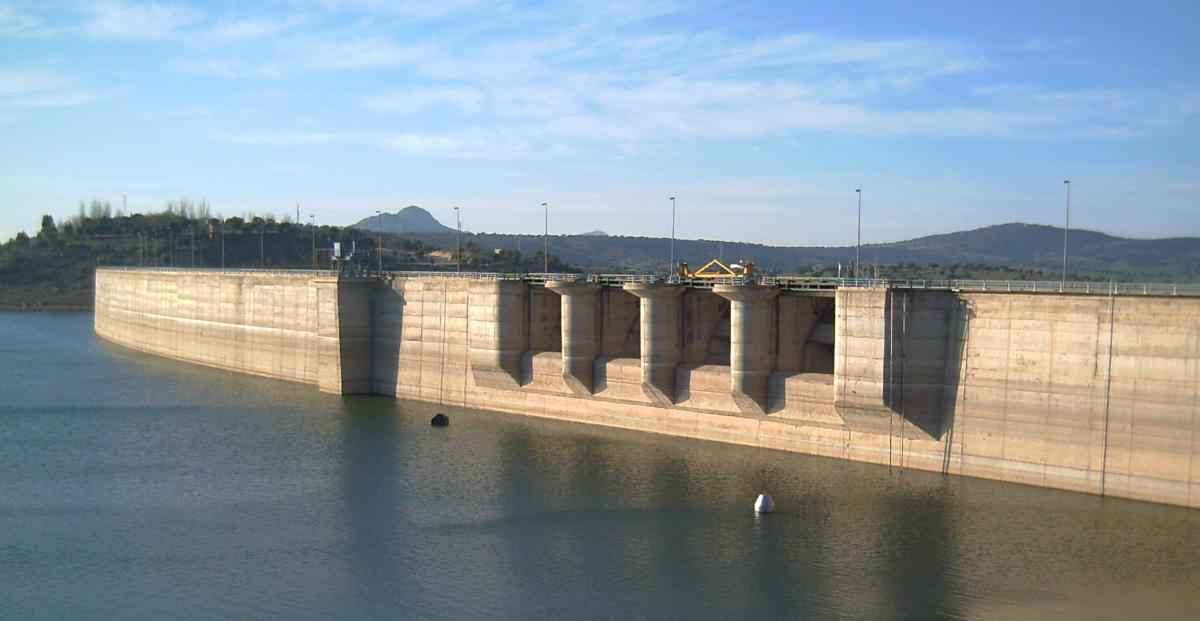 Plantearán el abastecimiento de agua desde el pantano de Alange