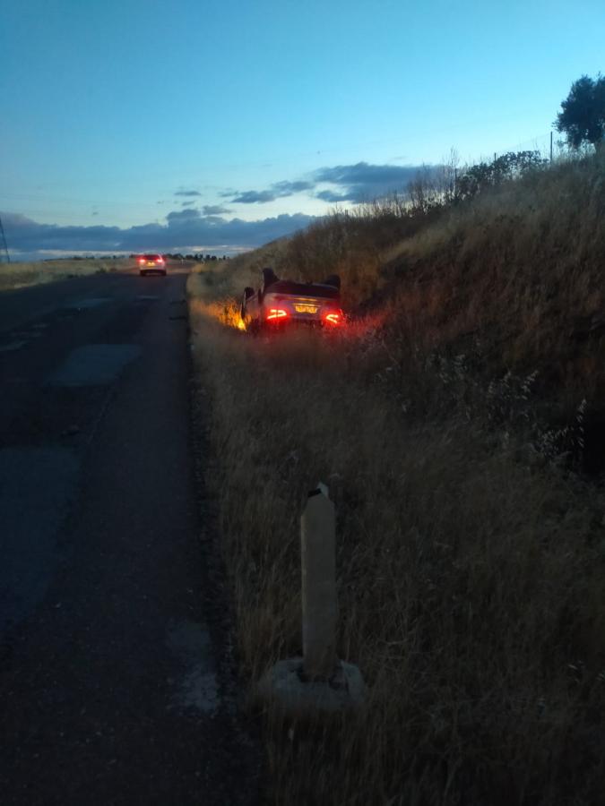 Una vecina de Almendralejo fallece en accidente de circulación en la Carretera de Aceuchal ayer por la noche