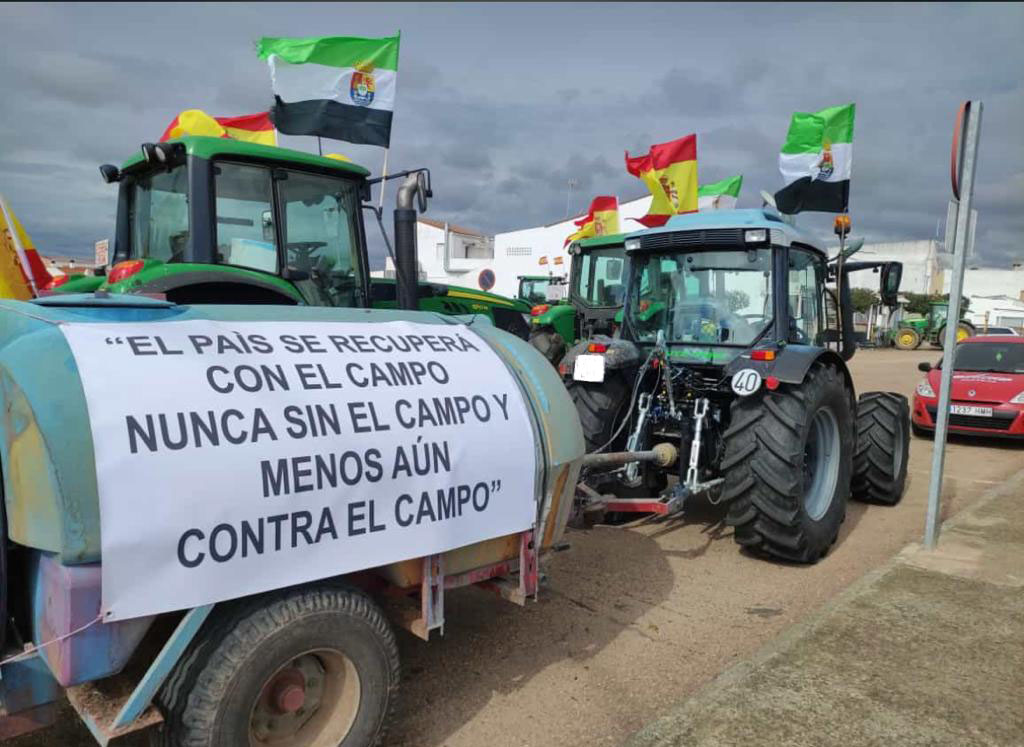 El TSJEx sentencia sobre la tractorada que Delegación no impide el derecho de reunión 