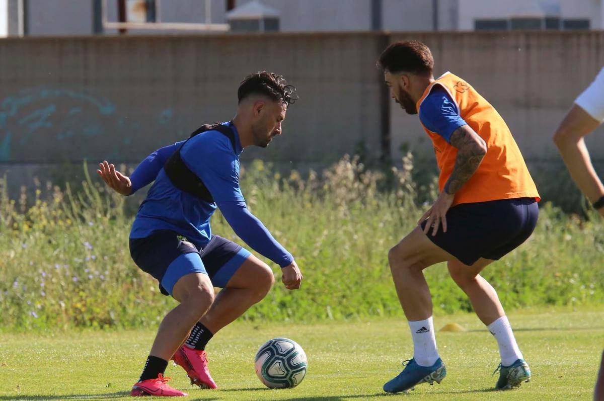 El Extremadura afina la puntería en su último entrenamiento de la semana