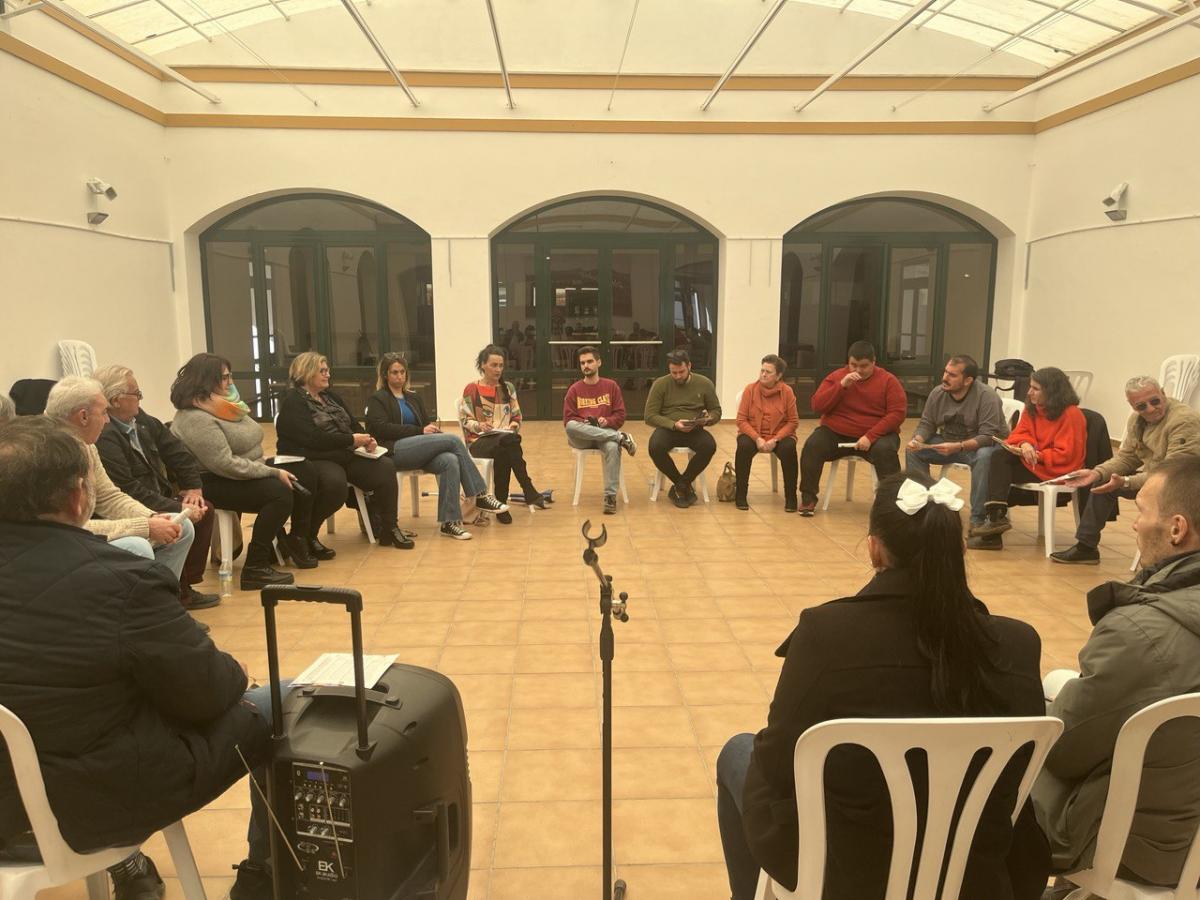 Podemos Almendralejo celebró un encuentro de escucha abierto a los ciudadanos el pasado sábado en el Palacio del Vino