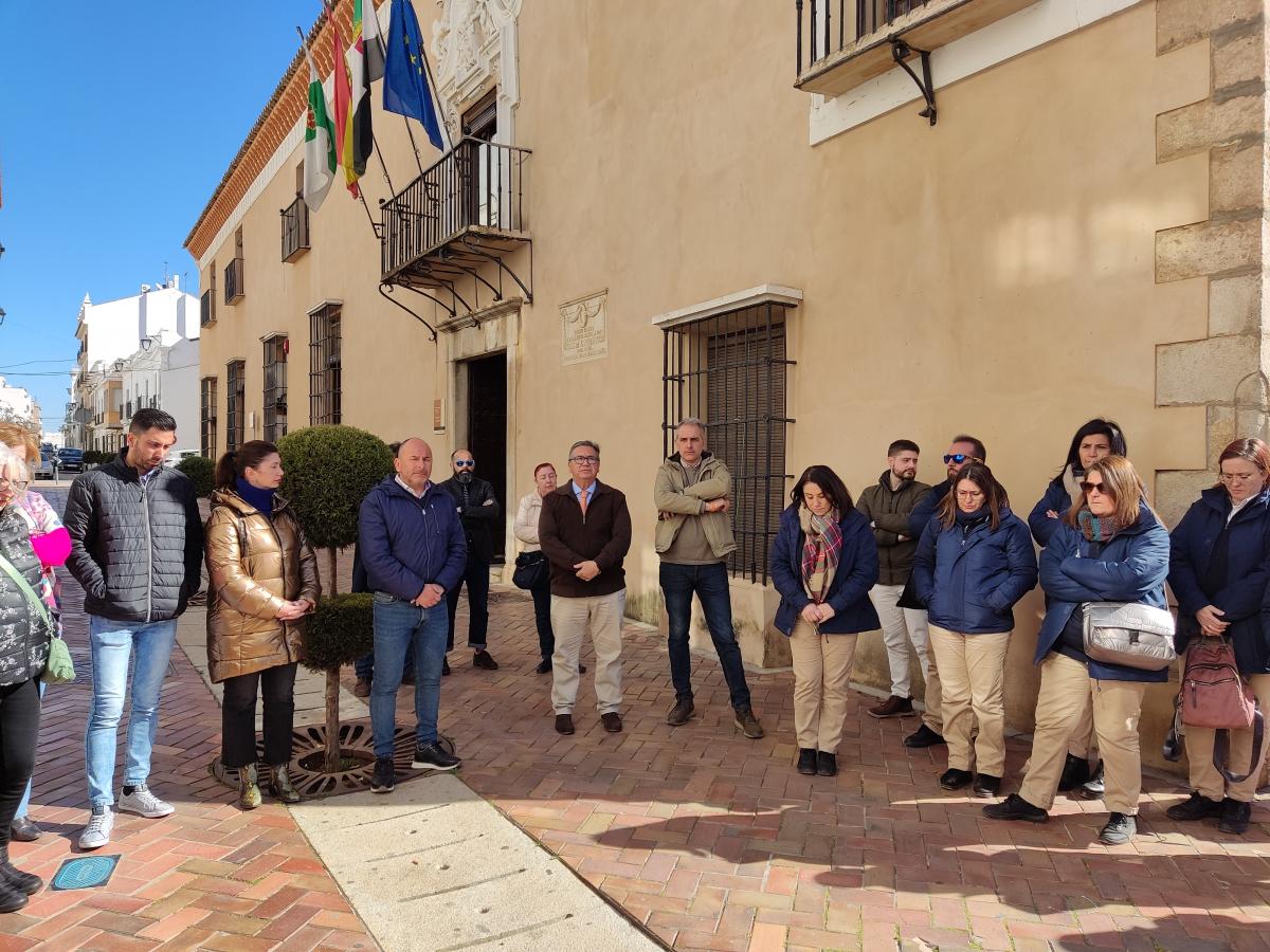 Una concentración silenciosa muestra su solidaridad con la población ucraniana