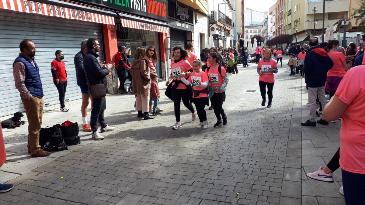 Los institutos organizan una marcha por los derechos de la mujer