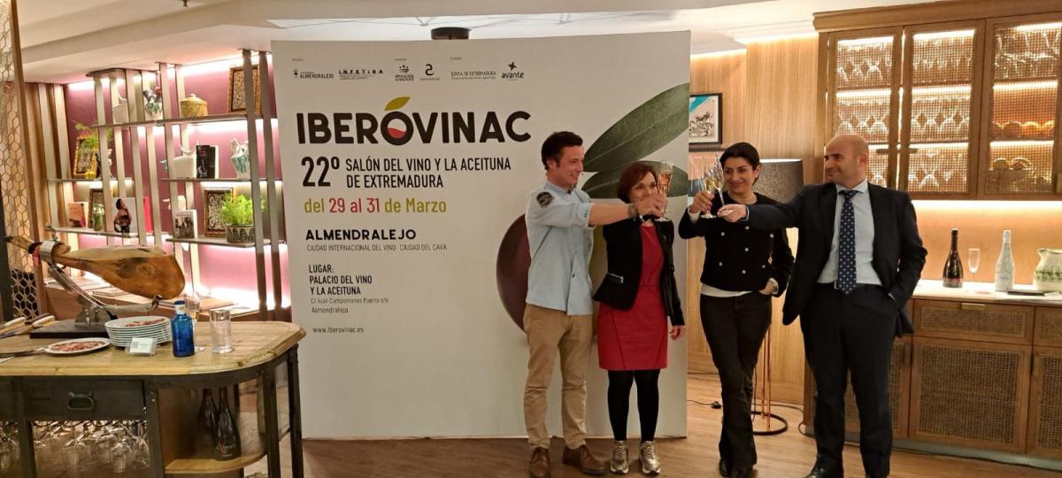 Iberovinac se presenta en Sevilla ante restauradores y medios especializados