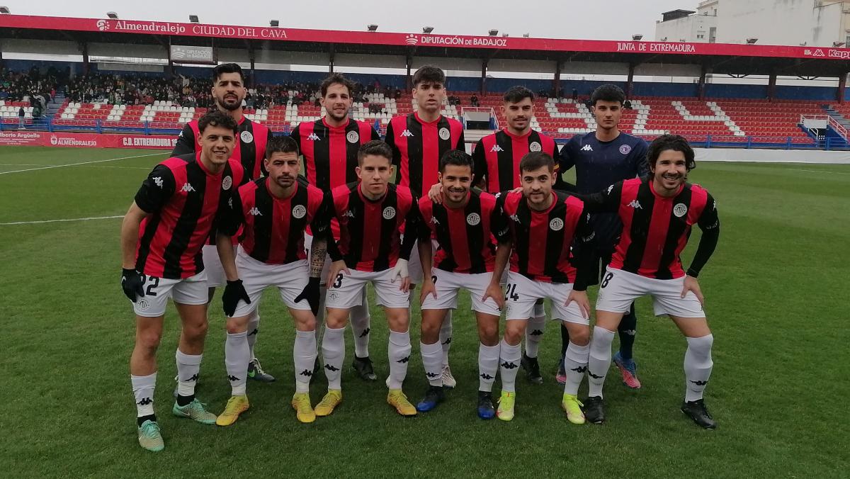 El Extremadura fletará un autobús para el partido de ida de los play-off