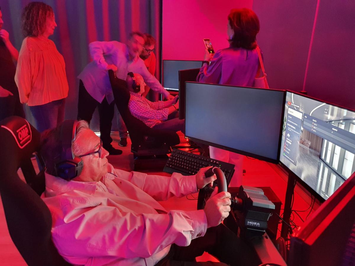 Almendralejo cuenta con un nuevo centro de ocio con simuladores y máquinas arcade